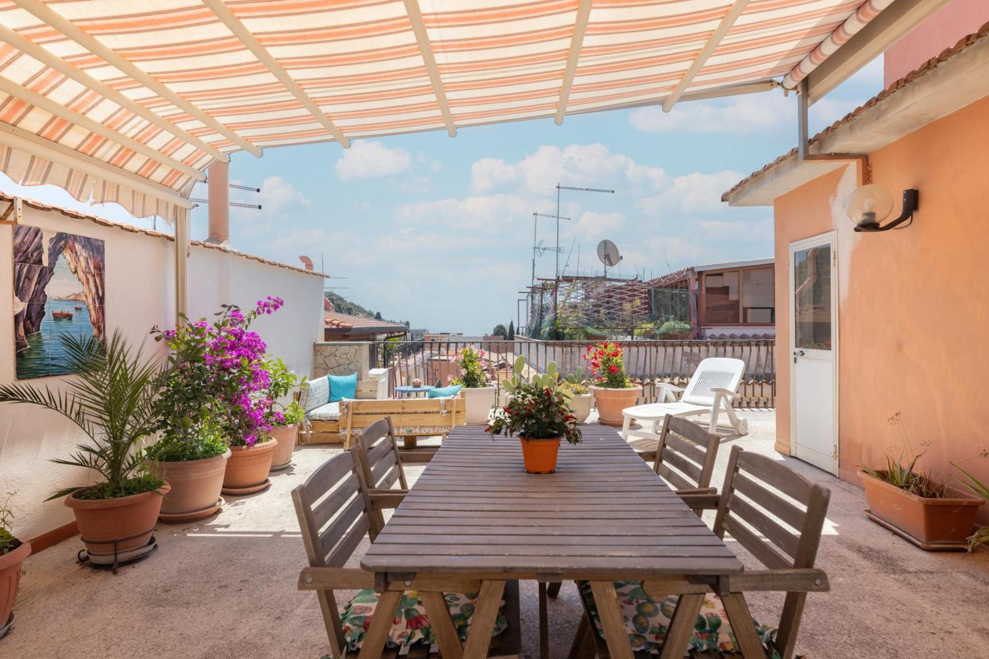 Medusa Exclusive Rooftop Taormina Apartment Ngoại thất bức ảnh